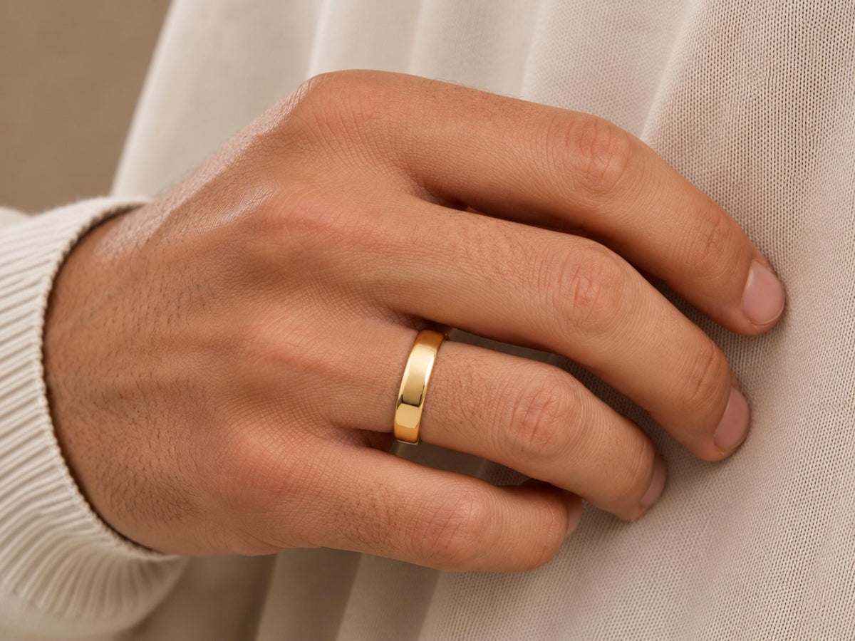 6mm Smooth Wedding Band – Comfort Fit in solid gold, view 8