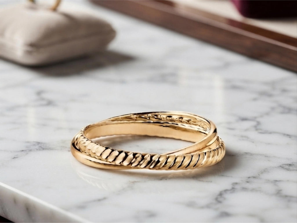 Twisted Duo Ring Set – Smooth and Twist Bands in solid gold