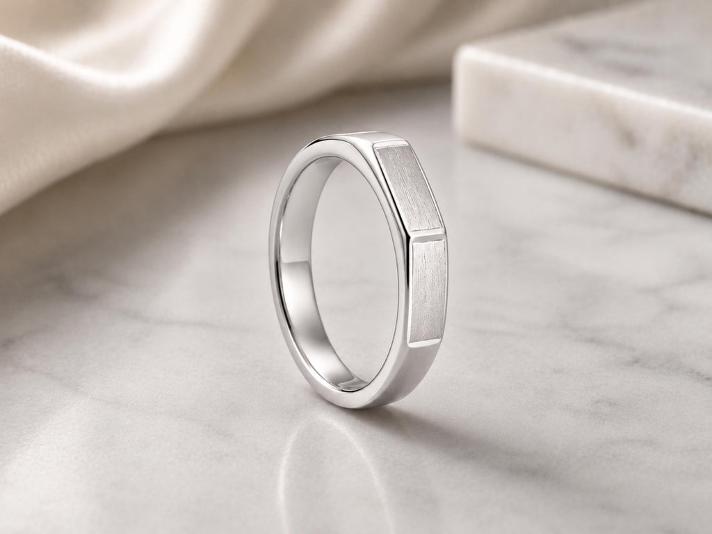 Geometric Flat Top Band – 4mm in solid gold, view 5