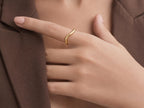 Sculpted Wave Ring – 3mm in solid gold, view 9