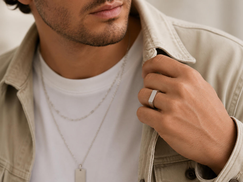 Slim Rectangular Signet Ring – 6mm Top in solid gold, view 8