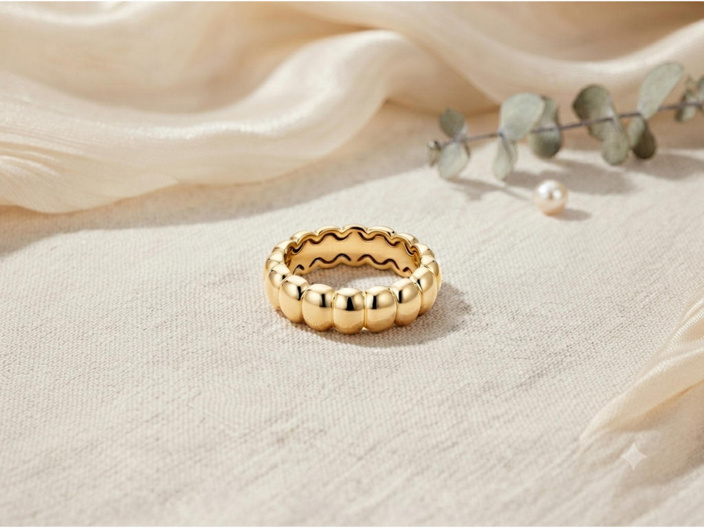 Bubble and Scallop Ring Set – 6.2mm in solid gold, view 7