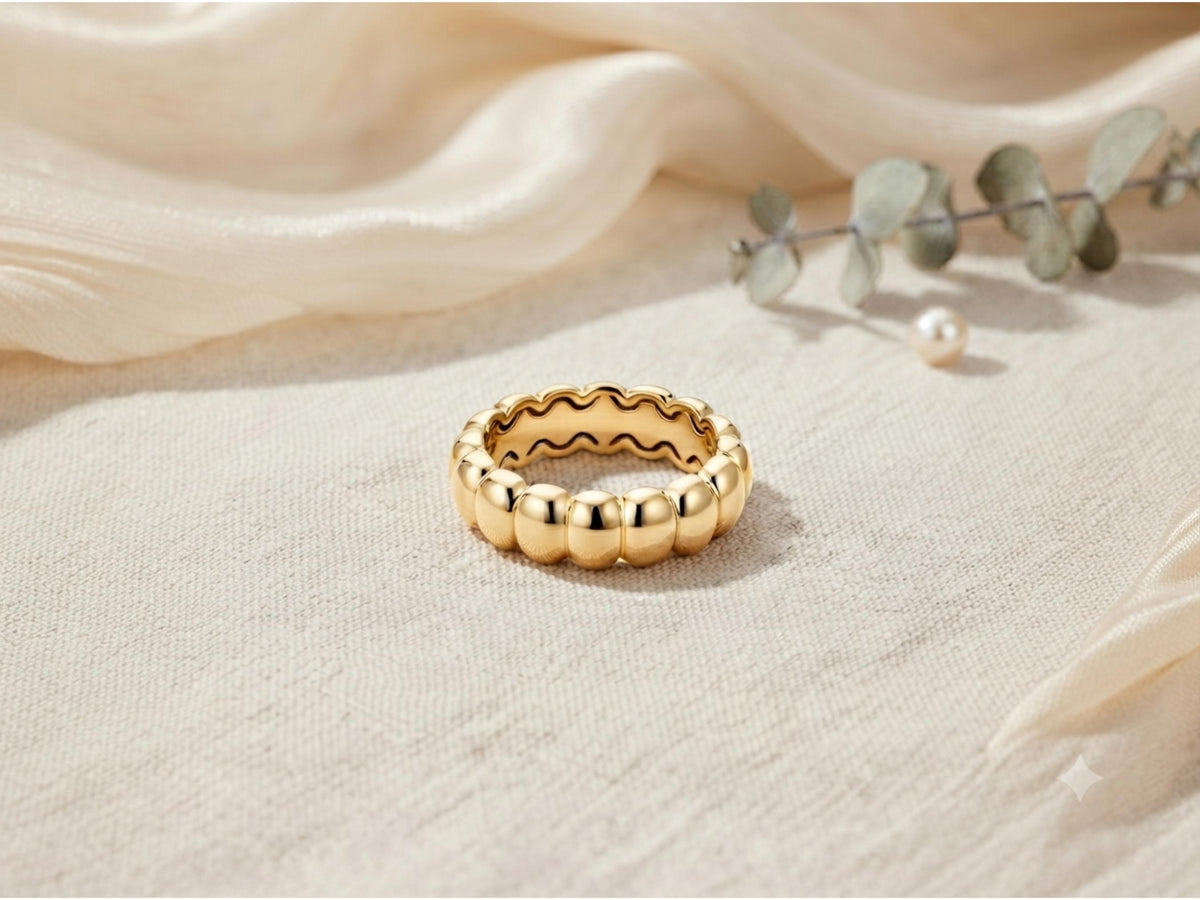 Bubble and Scallop Ring Set – 6.2mm in solid gold, view 7