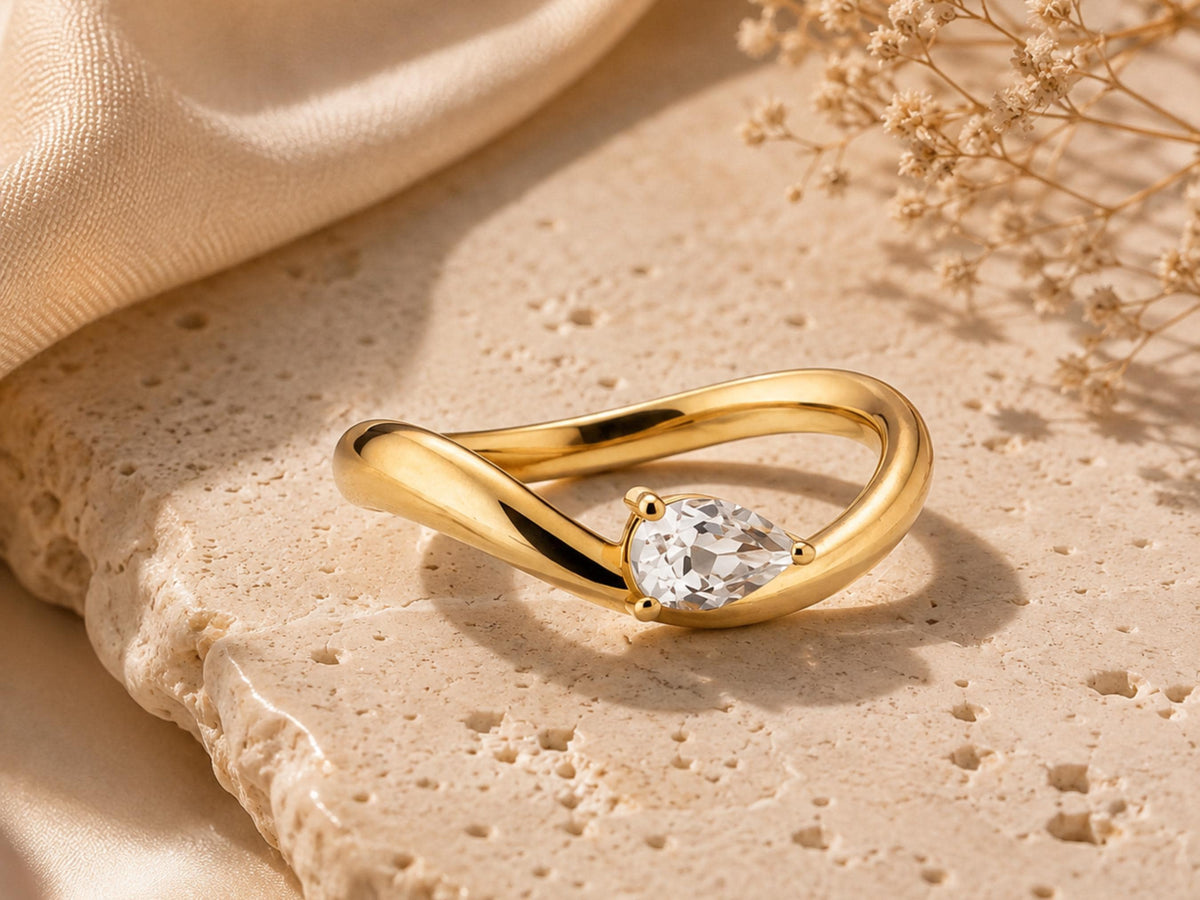 Wave Pear Lab-Grown Diamond Ring – 3.4mm in solid gold