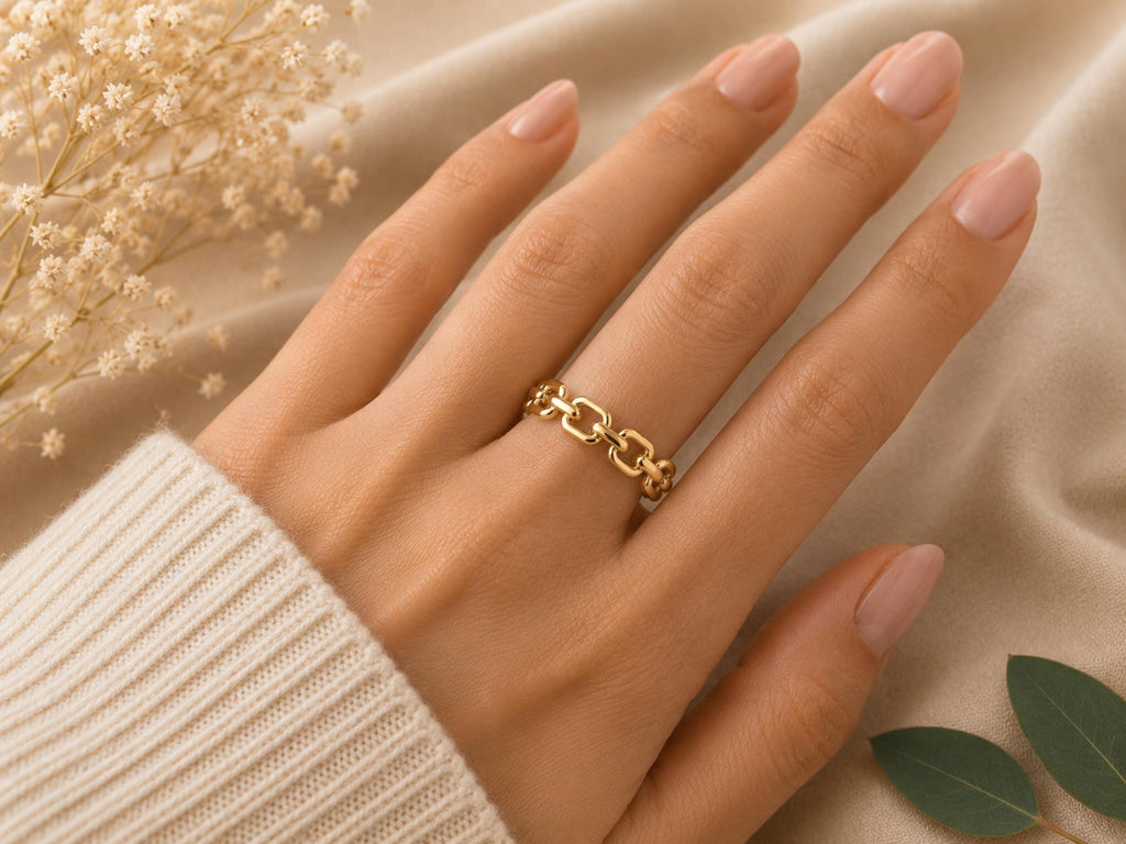Chunky Chain Link Ring – 6.5mm in solid gold, view 4