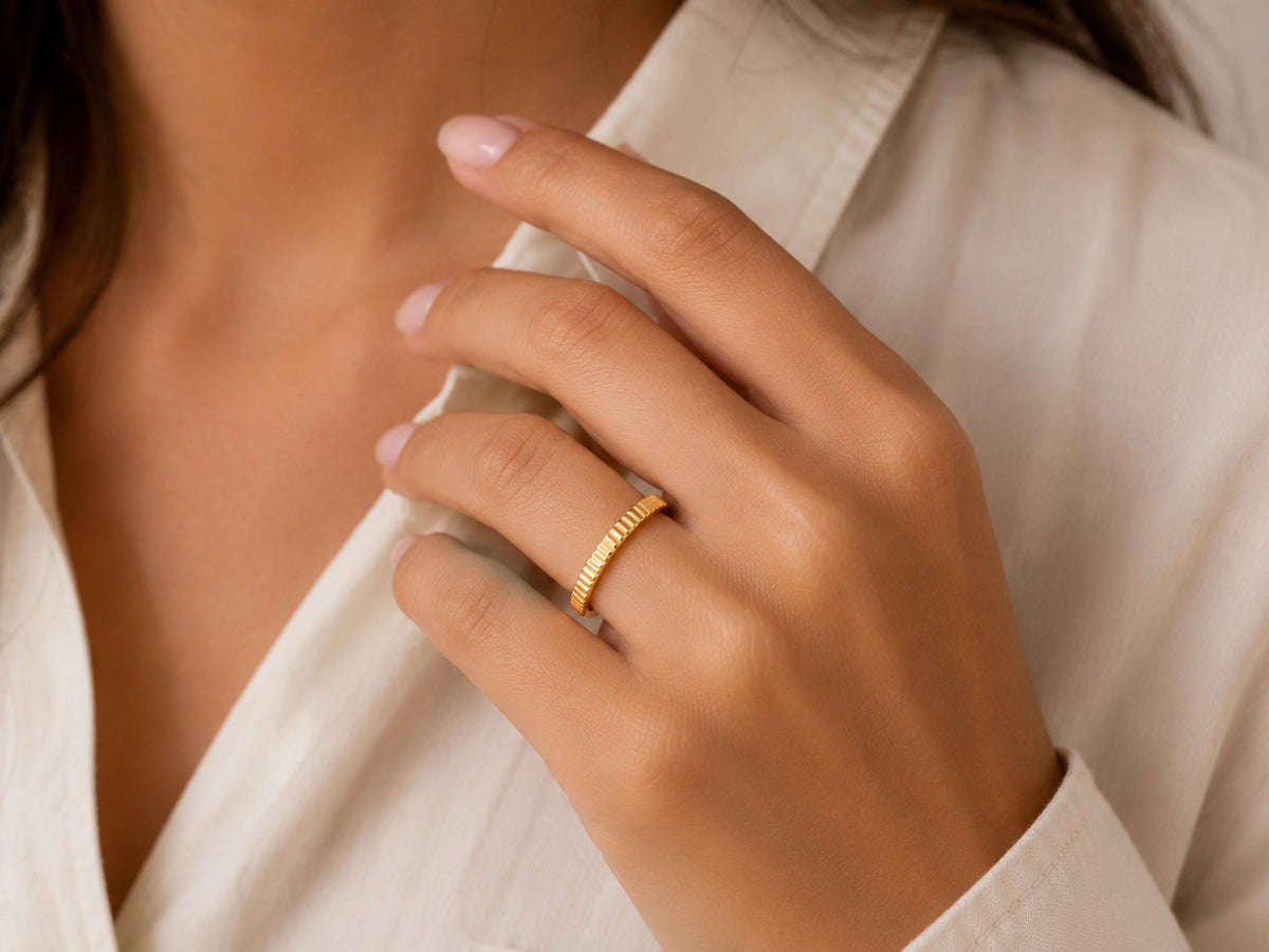 Ribbed Gold Stacking Band – 3mm in solid gold, view 7