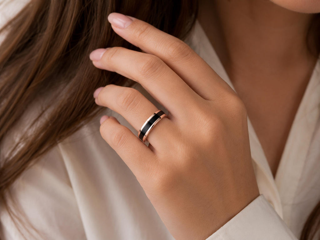 Black Enamel Inlay Band – 6mm Unisex in solid gold, view 7