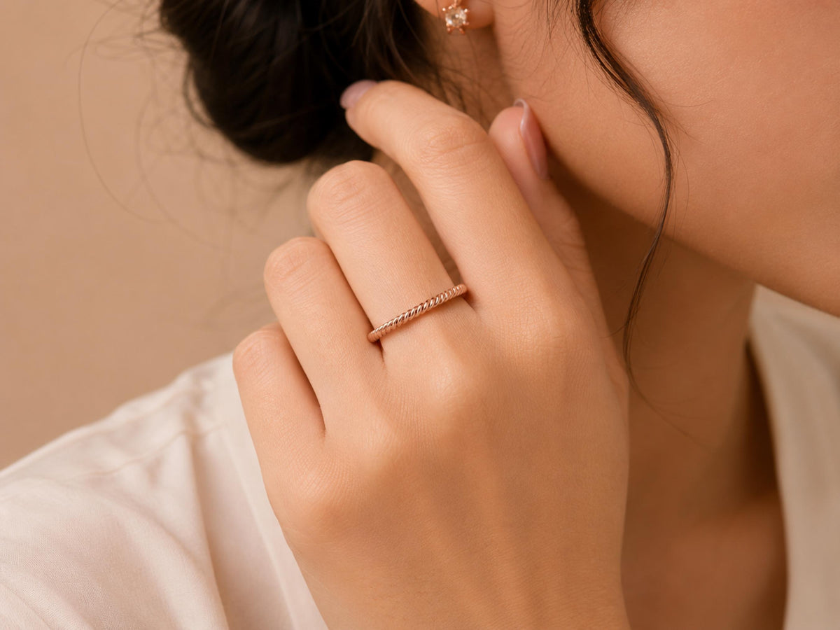Twisted Rope Ring – 1.3mm Stacking Band in solid gold, view 4