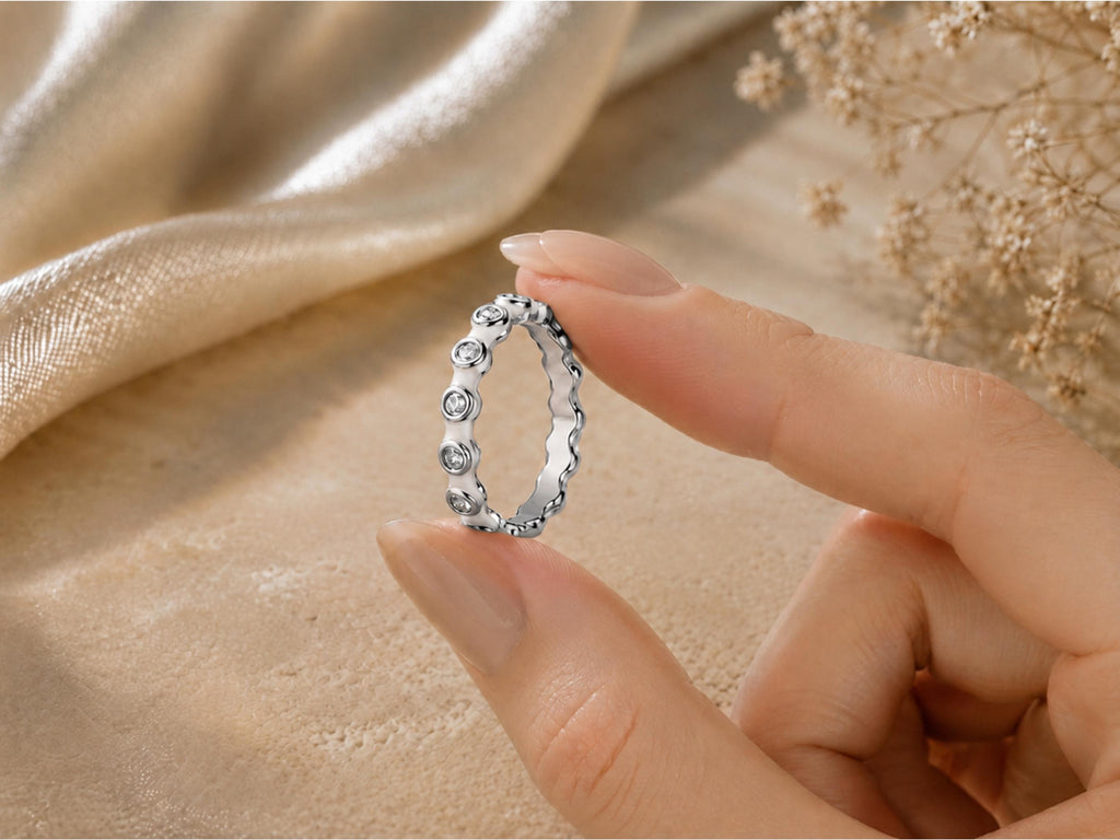 White Enamel Scalloped Stacking Ring – 3.3mm in solid gold, view 10