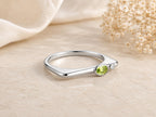 Green Stone Bar Ring – 1.5mm in solid gold
