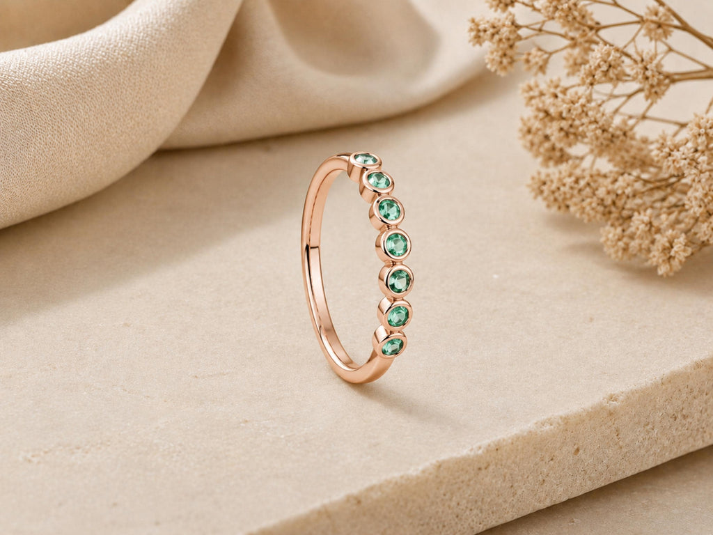 Bezel Emerald Half Eternity Band – 2.5mm in solid gold, view 4