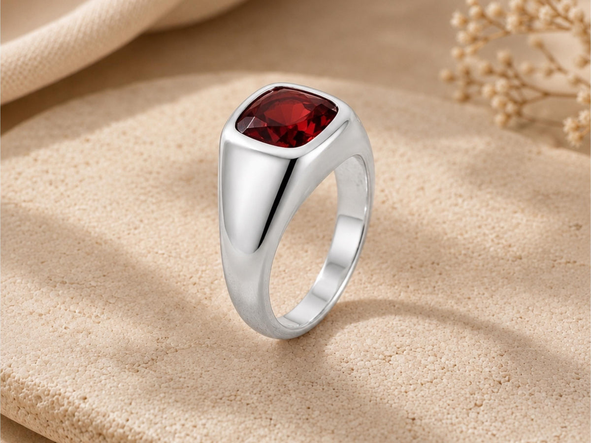 Red Stone Pinky Signet Ring – 7mm in solid gold, view 5