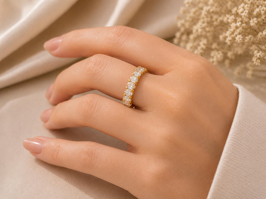 Oval Lab-Grown Diamond Eternity Ring – 2.5mm in solid gold, view 8