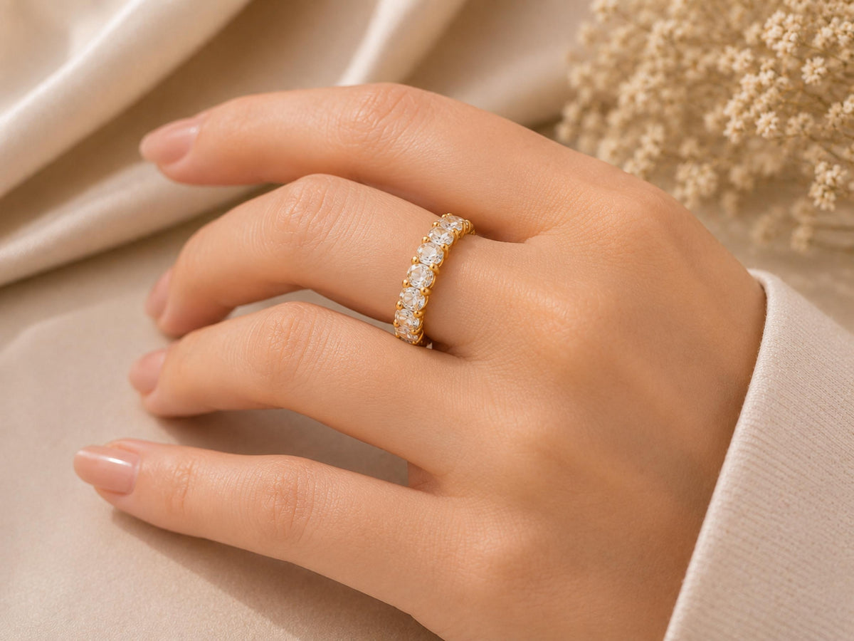 Oval Lab-Grown Diamond Eternity Ring – 2.5mm in solid gold, view 8