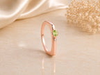 Green Stone Bar Ring – 1.5mm in solid gold, view 4
