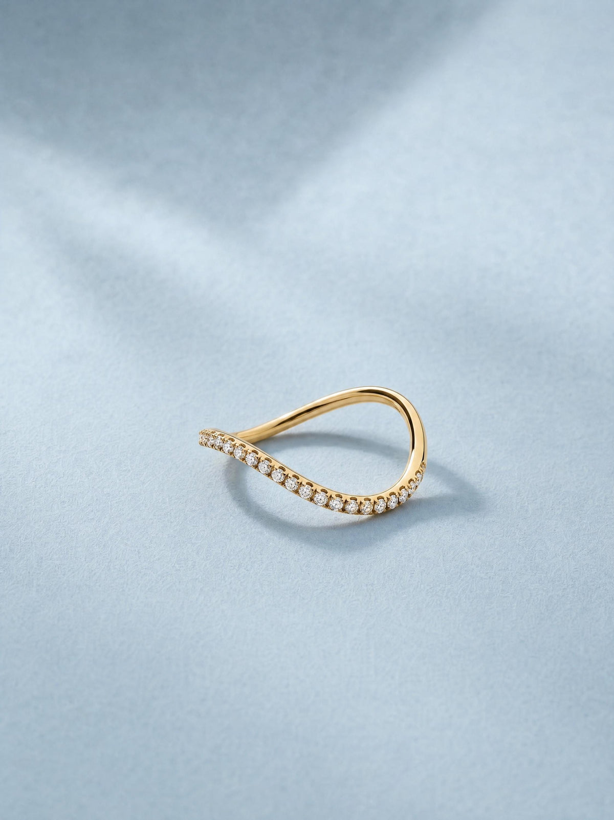 Pavé Lab-Grown Diamond Wave Ring – 1.5mm Curved Band in solid gold, view 5