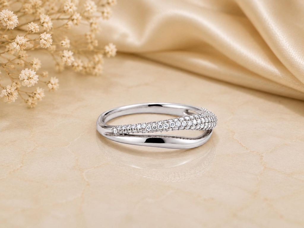 Pavé Lab-Grown Diamond Crossover Ring – 5.5mm in solid gold, view 2