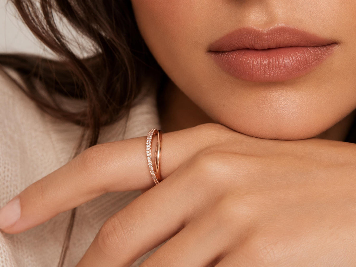 Pavé Lab-Grown Diamond Crossover Ring – 5.5mm in solid gold, view 10