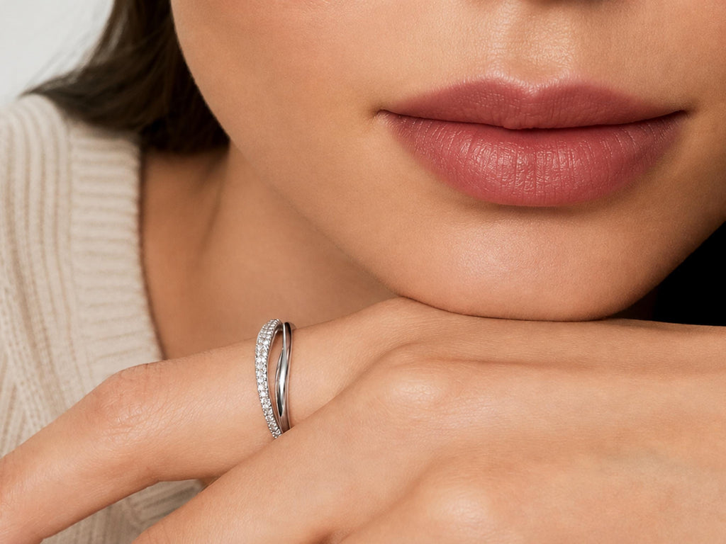 Pavé Lab-Grown Diamond Crossover Ring – 5.5mm in solid gold, view 9