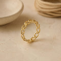 Curb Chain Ring – 4.45mm in solid gold