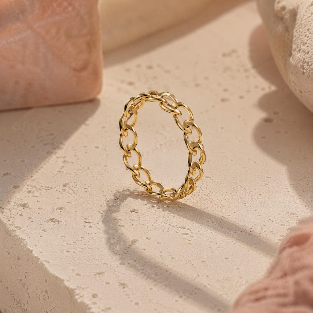 Curb Chain Ring – 4.45mm in solid gold, view 4