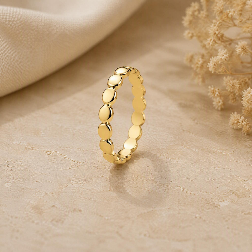 Gold Disc Stacking Band – 2.3mm in solid gold